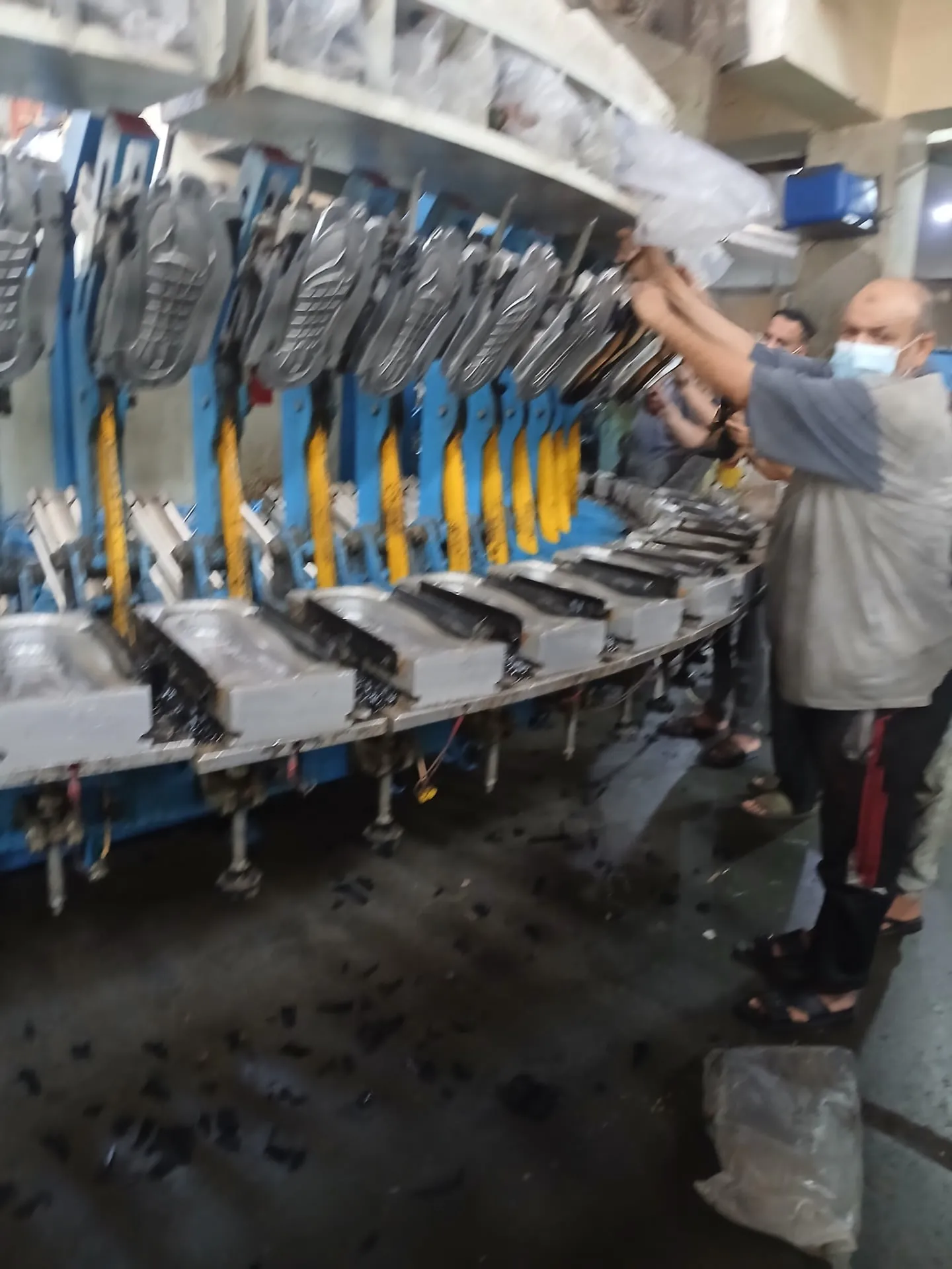 محطة تجميع وجه الشباشب وتثبيت السيور