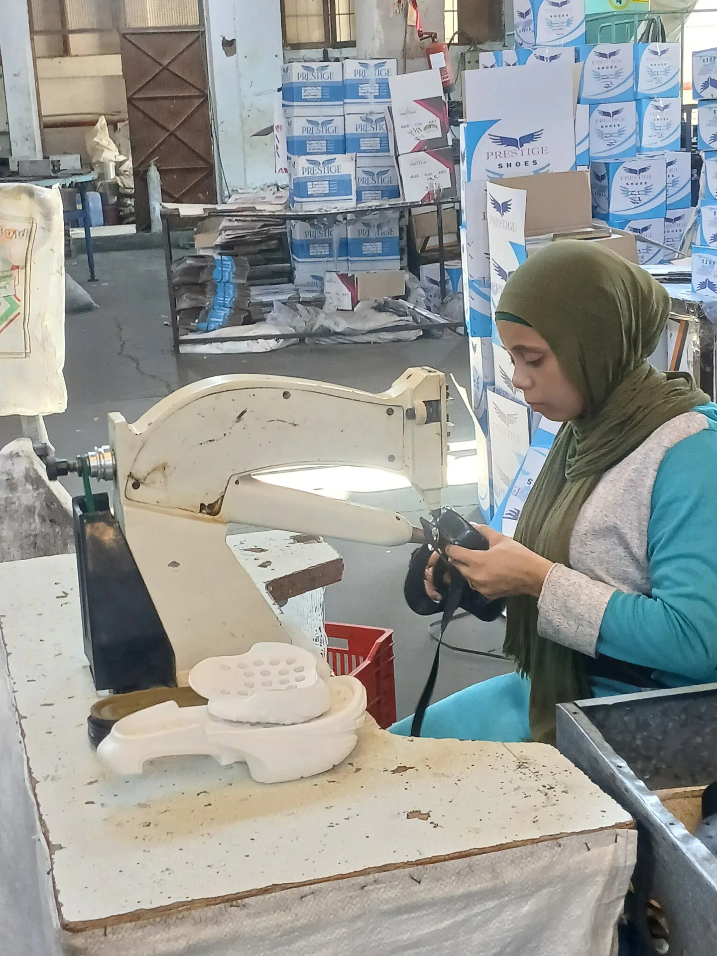 مطابقة القياسات والأوزان لنعل الحذاء